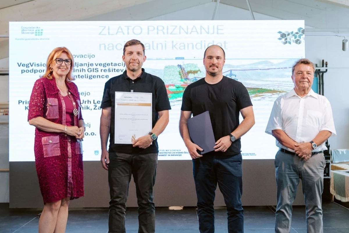 TROIA wins the Chamber of Commerce Gold award for Best Innovations